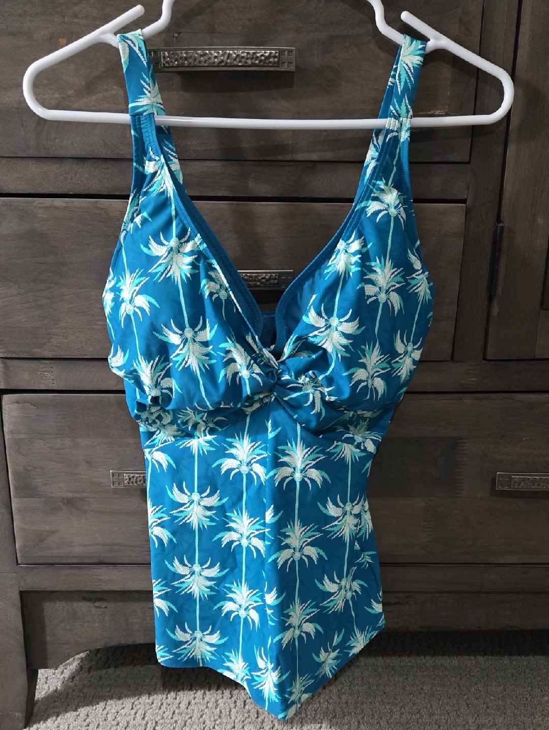 T1 32f Blue Palm Print Twist-Front Swimsuit Tank
